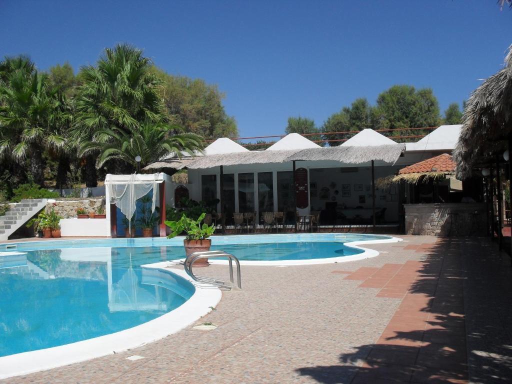 Villa Pouloudia Vatera Exterior foto